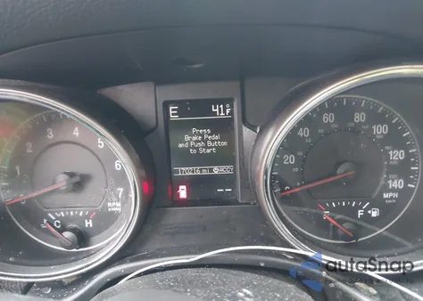 2012 Jeep Grand Cherokee Laredo z USA, uszkodzony, nr VIN 1C4RJFAG7CC219429